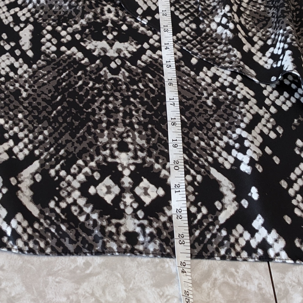 Michael Michael Kors Blouse Size 8 - Picture 4 of 7